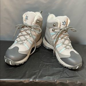 Columbia Gray and White Winter Boots